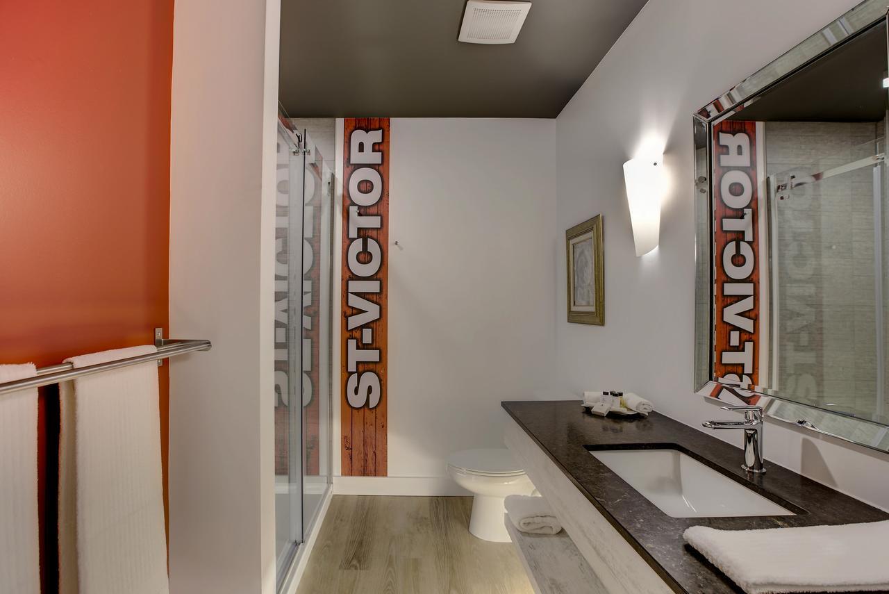 Hotel Historique Et Manoir Route 66 Saint-Victor ภายนอก รูปภาพ