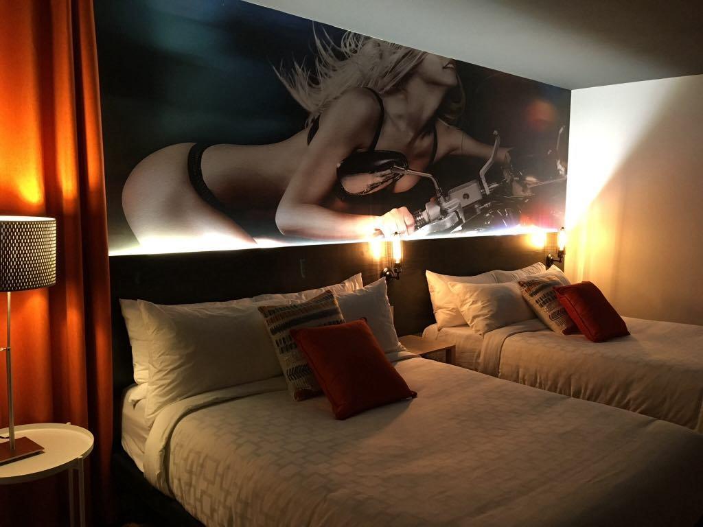 Hotel Historique Et Manoir Route 66 Saint-Victor ภายนอก รูปภาพ